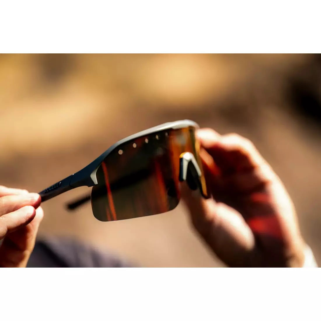 ROGELLI VENTRO Polarisierte Sportbrille mit Wechselgläsern, grau-kastanienbraun