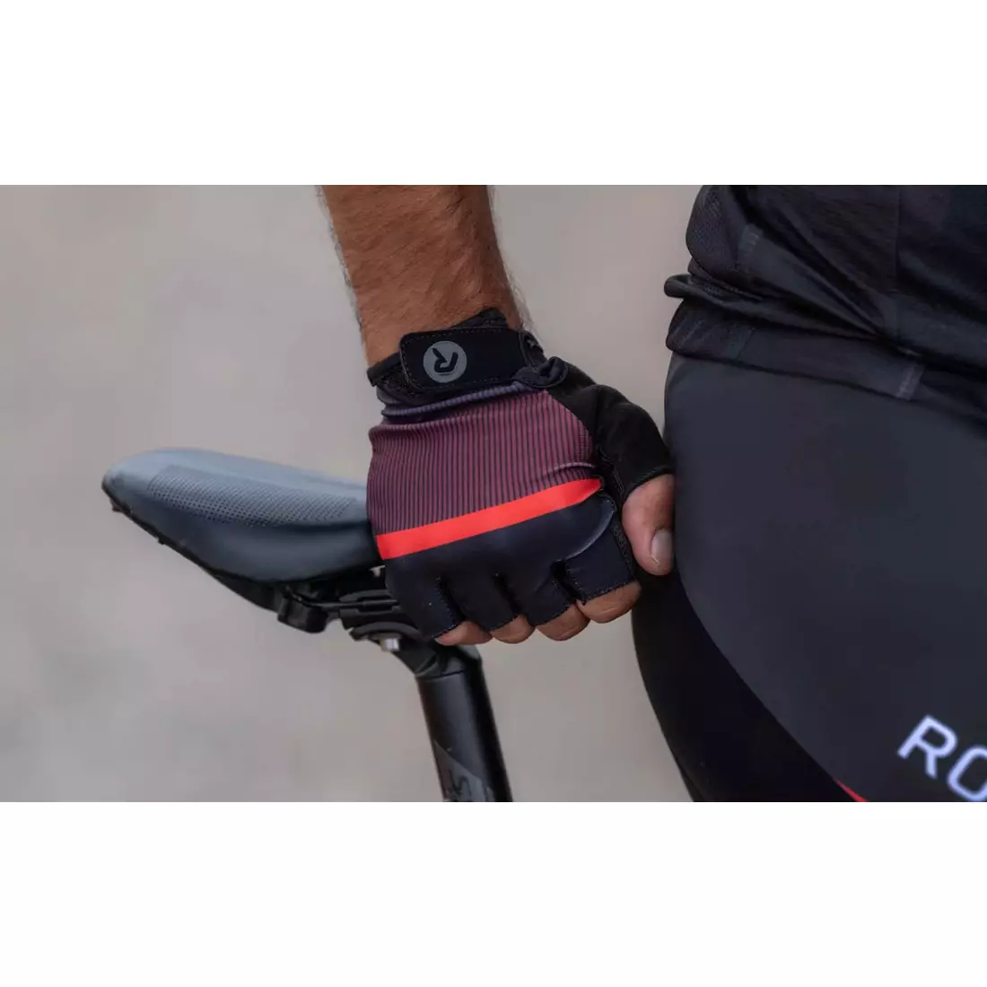 Rogelli HERO II Fahrradhandschuhe, schwarz und kastanienbraun
