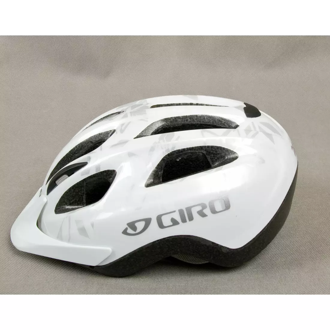 GIRO VENUS II Damen-Fahrradhelm, Farbe: Weiß und Silber